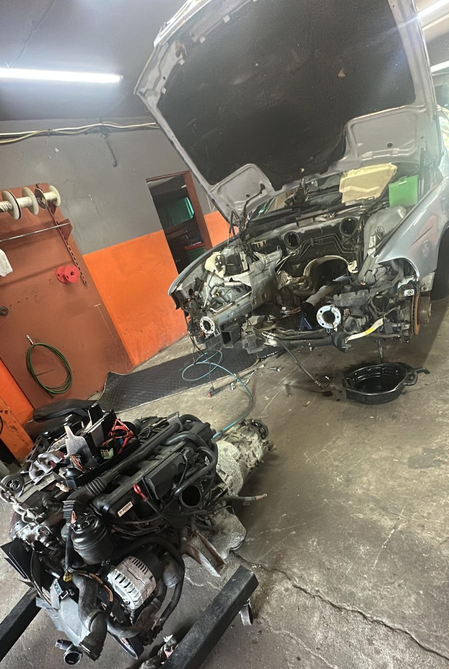 BMW E39 Wymiana silnika - realizacja Auto Serwis Szeński, warsztat Zabrze
